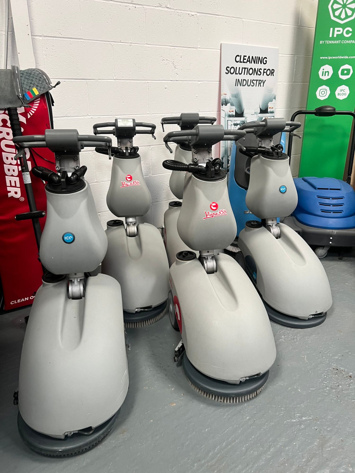 Refurbished Comac Vispa 35B scrubber dryer