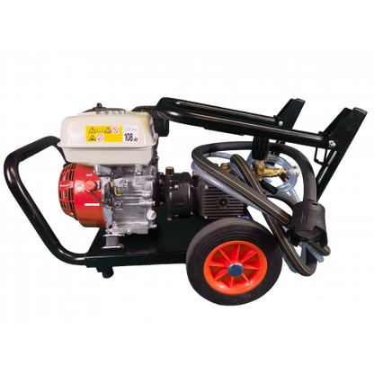Maxflow Semi-Industrial Pressure Washer - Honda GX200 14 LPM Compact Frame