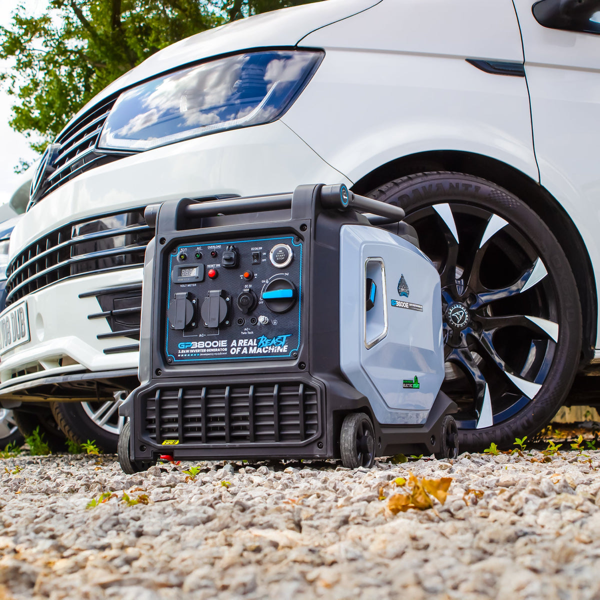 Equip2clean Gorilla Power 3800W Inverter Suitcase Generator with Electric Start - GP3800iE – Reliable Power On-The-Go