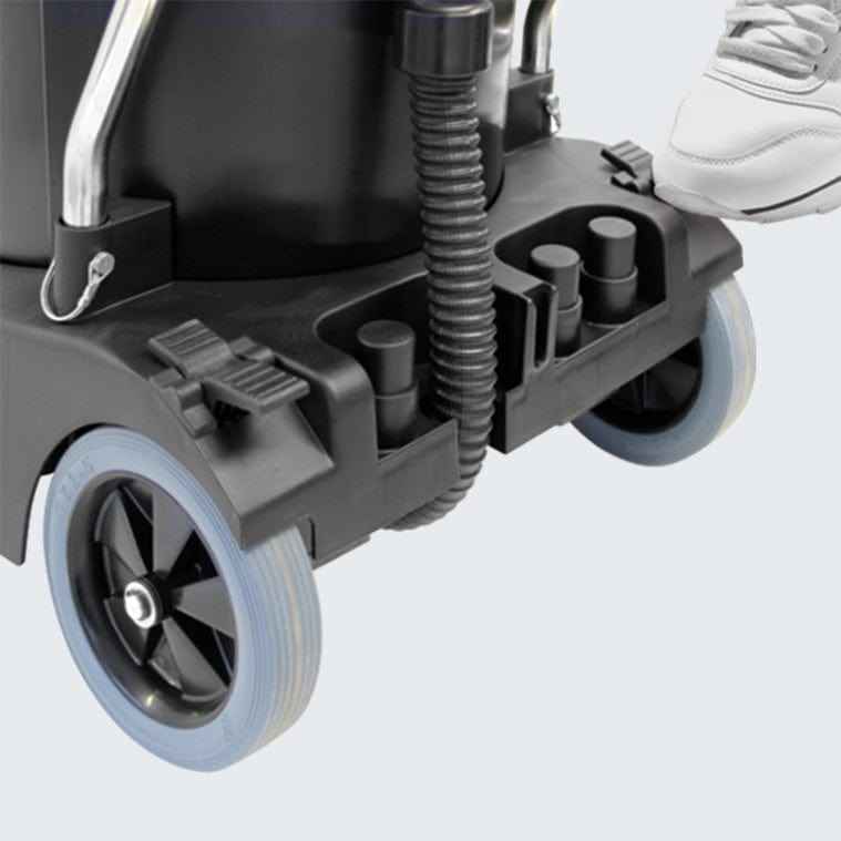 Sprintus Waterking XL - 45 Litre Wet and Dry Commercial Vacuum